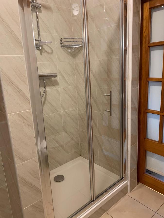 Lisheenanoran Beech Lodge B&B מראה חיצוני תמונה