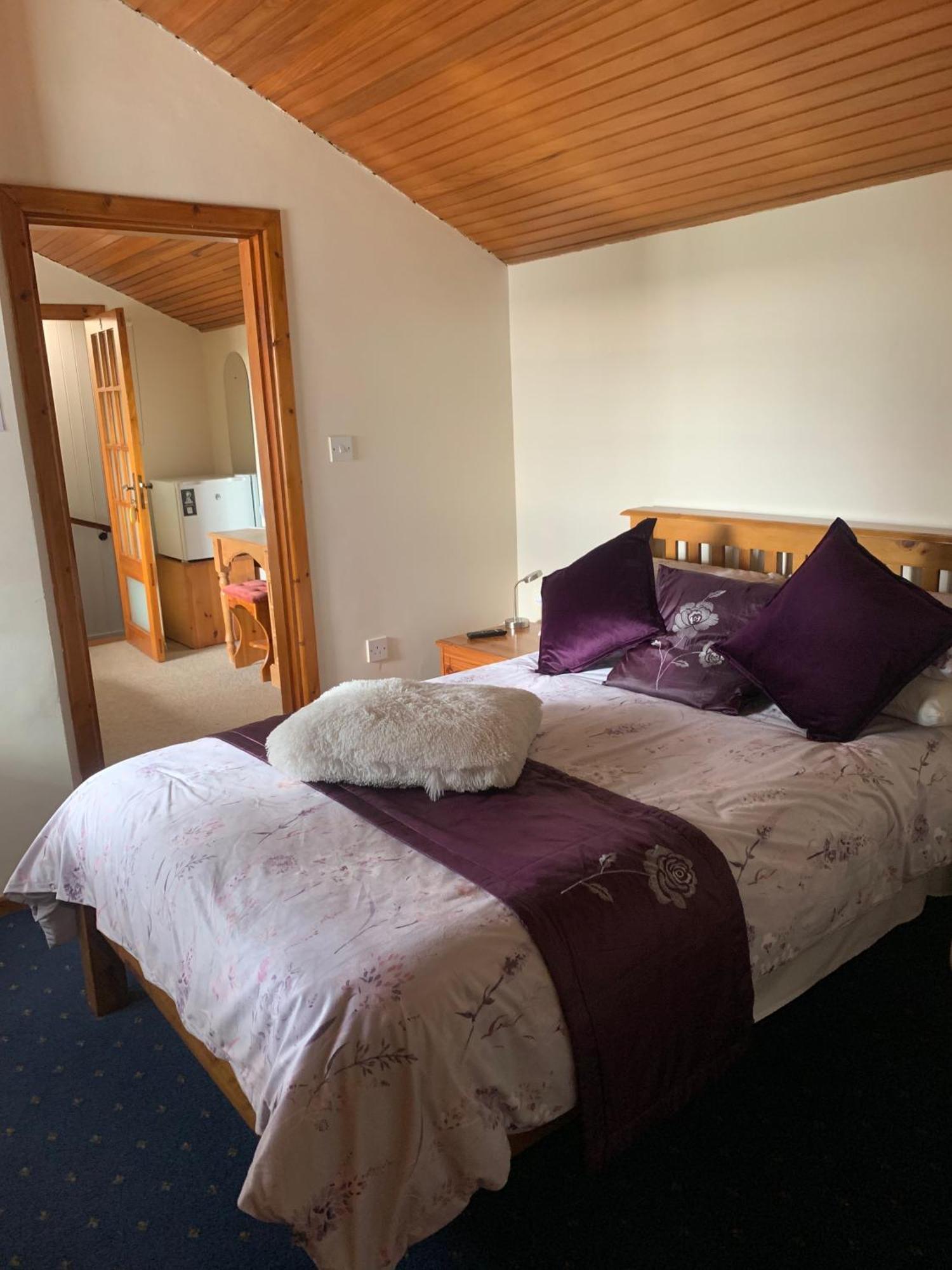 Lisheenanoran Beech Lodge B&B מראה חיצוני תמונה
